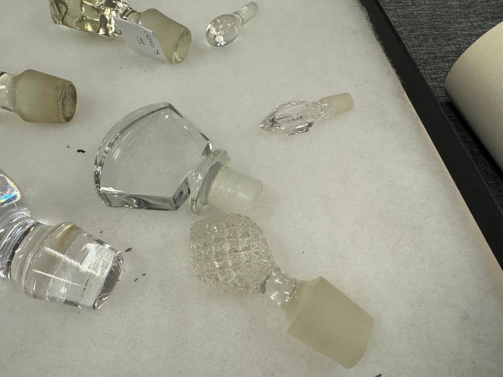 COLLECTIBLE GLASS AND CRYSTAL DECANTER TOPPERS INCLUDING VARIOUS SHAPES AND SIZES - 8