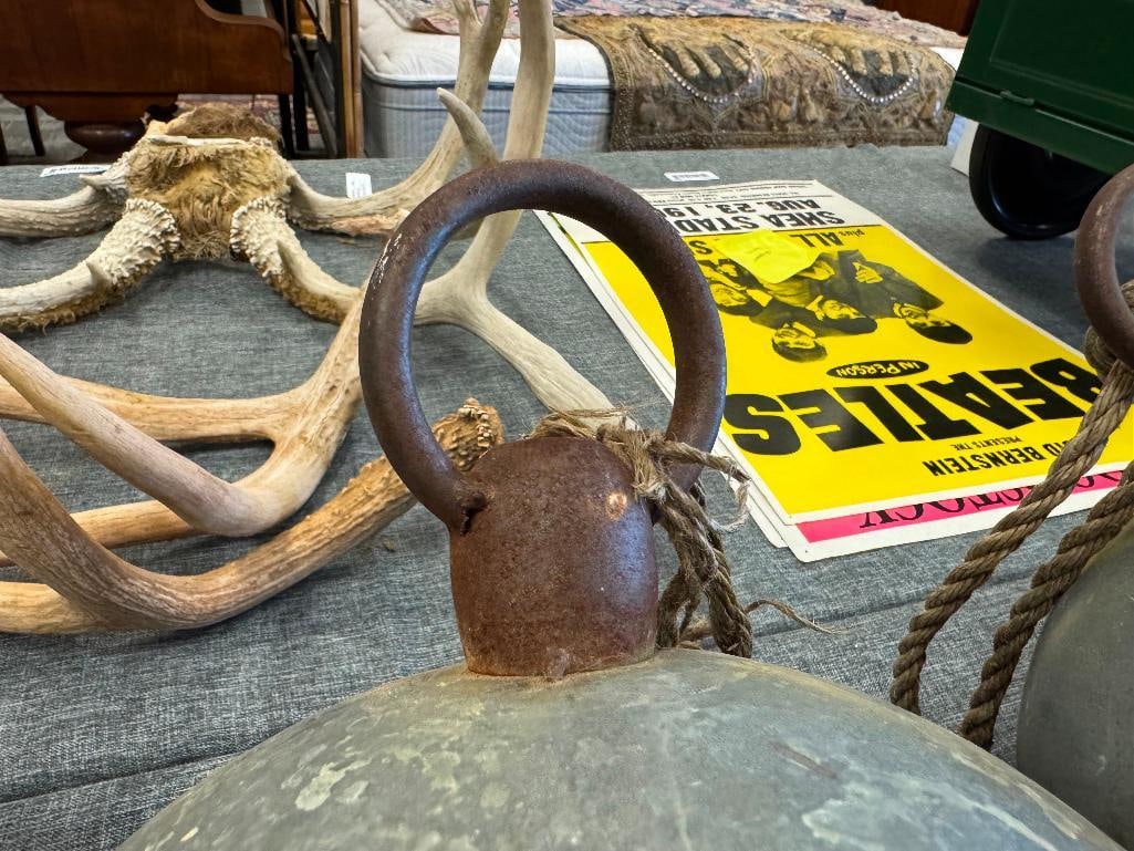 PAIR OF VINTAGE RUSTIC LARGE JINGEL BELLS WITH ROPE TIES - 7