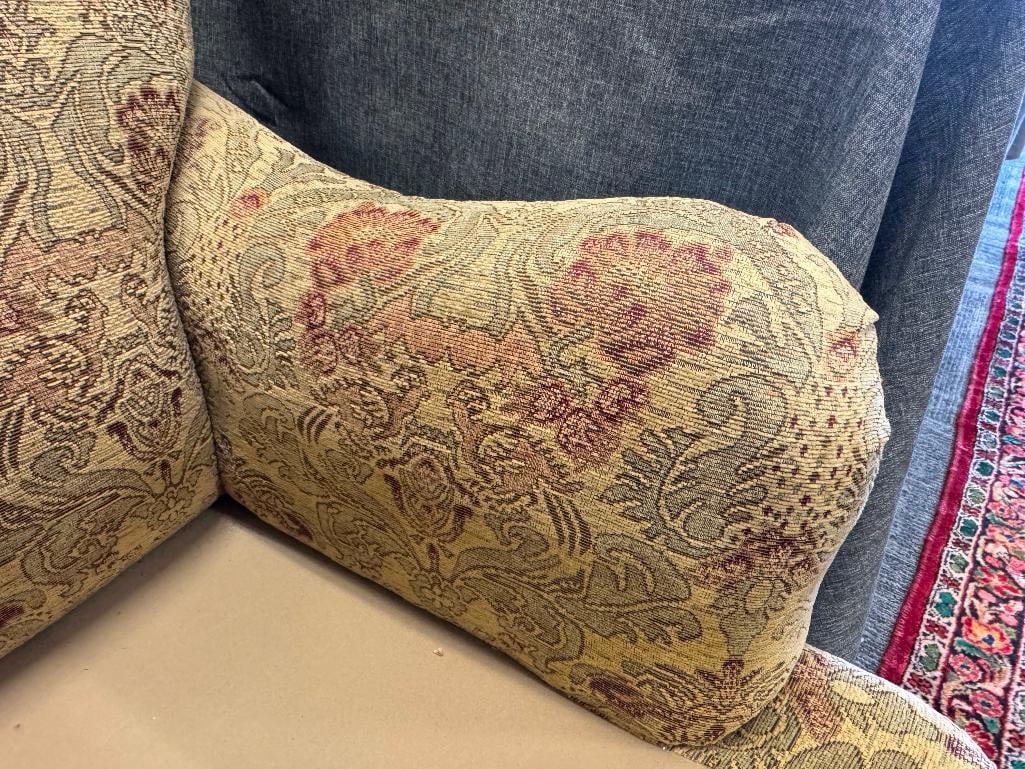 ETHAN ALLEN DESIGNER TRADITIONAL STYLE UPHOLSTERED ACCENT CHAIR FEATURING BROCADE FABRIC - 5