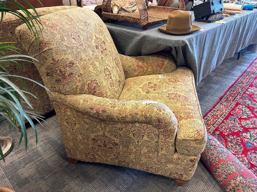 ETHAN ALLEN DESIGNER TRADITIONAL STYLE UPHOLSTERED ACCENT CHAIR FEATURING BROCADE FABRIC - 7