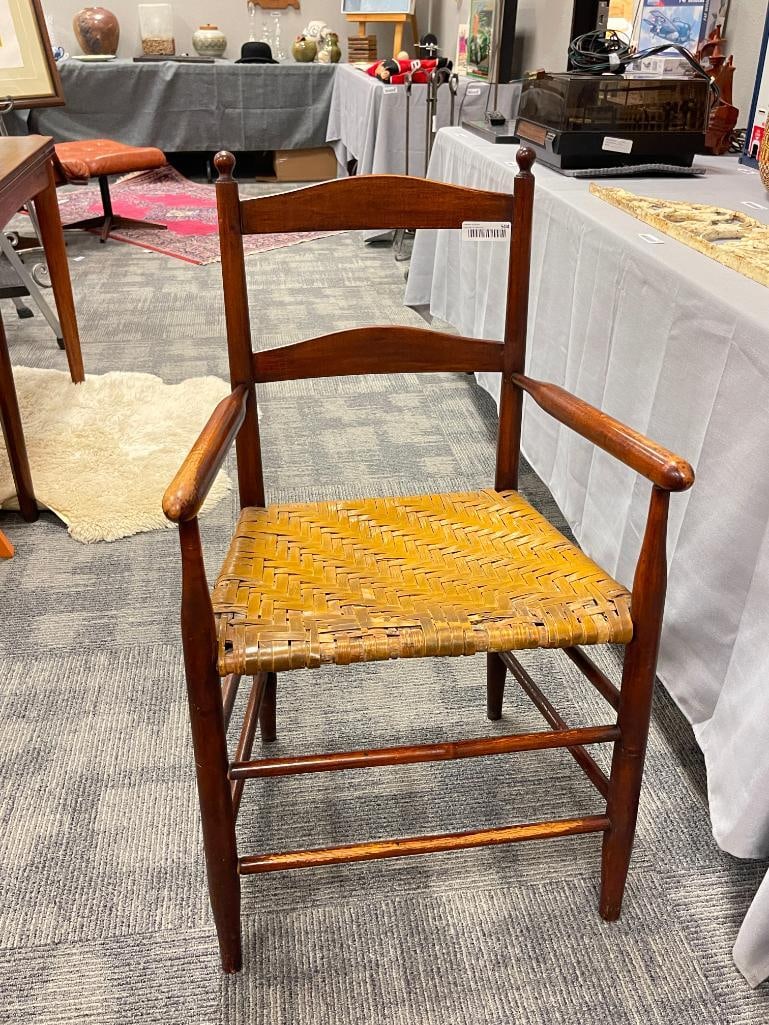 ANTIQUE WOOD ARMCHAIR WITH HAND WOVEN RUSH SEAT AND LADDER BACK - 2