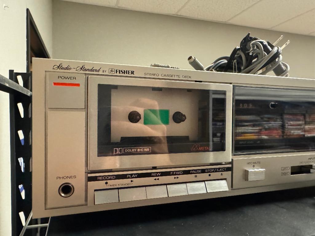TEAC COMPACT DISC MULTI PLAYER PD-D2610 AND STUDIO STANDARD BY FISHER STEREO CASSETTE DECK - 3