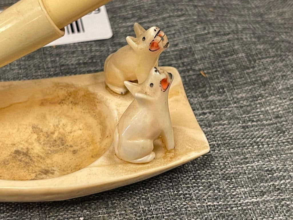 VINTAGE EARLY 20TH CENTURY INUIT CARVED DESK PEN HOLDER WITH DOG FIGURES - 4