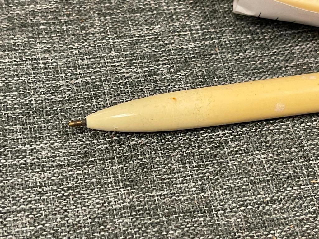 VINTAGE EARLY 20TH CENTURY INUIT CARVED DESK PEN HOLDER WITH DOG FIGURES - 6