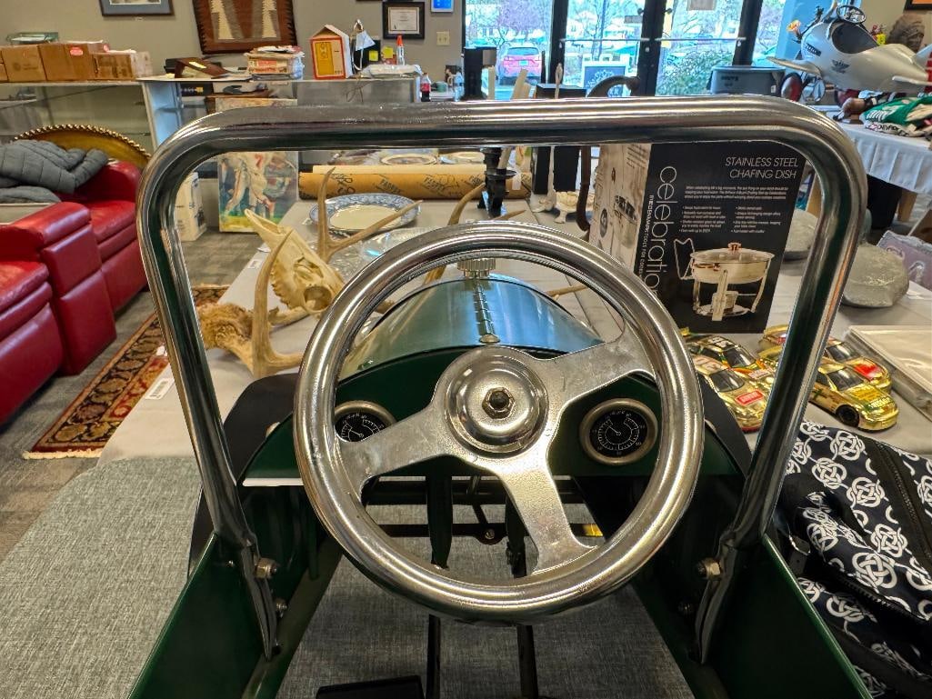 VINTAGE STYLED FORD MODEL PICKUP REPRODUCTION CHILDRENS PEDAL CAR - 10