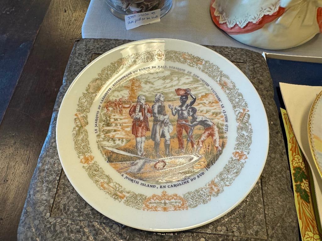 SIX ASSORTED COLLECTOR PLATES WEDGWOODINDEPENDENCE DAY PLATE, LIMOGES PORCELAIN PLATE - 11