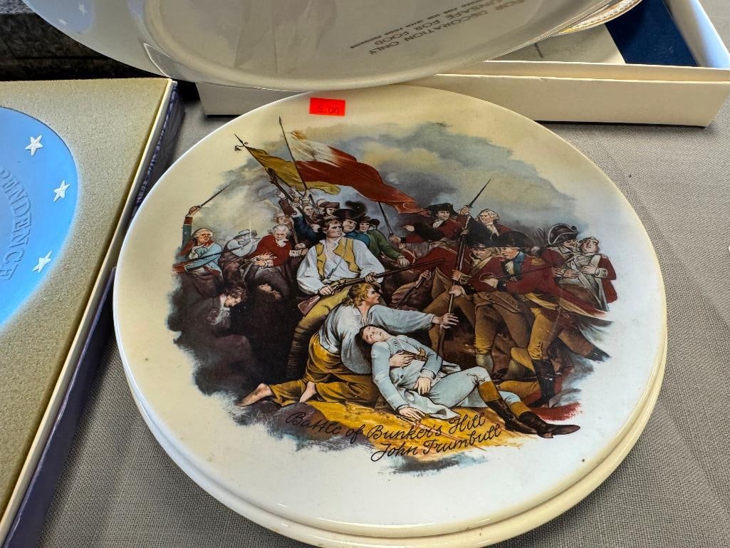 SIX ASSORTED COLLECTOR PLATES WEDGWOODINDEPENDENCE DAY PLATE, LIMOGES PORCELAIN PLATE - 7