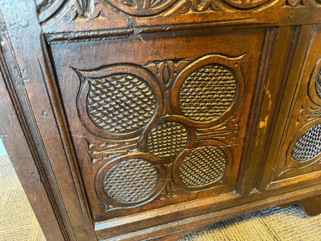 JACOBEAN STYLE HAND CRAFTED DOWRY CHEST CRAFTED FROM QUARTER SAWN OAK WITH FORGED HARDWARE - 6