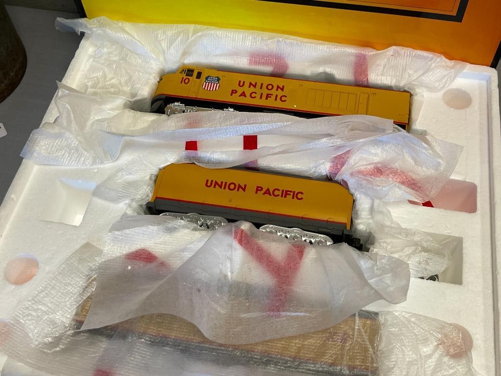 RAIL KING BY MTH TRAINS UNION PACIFIC GAS TURBINE 3-PIECE DIESEL ENGINE SET 30-2009L O SCALE - 2