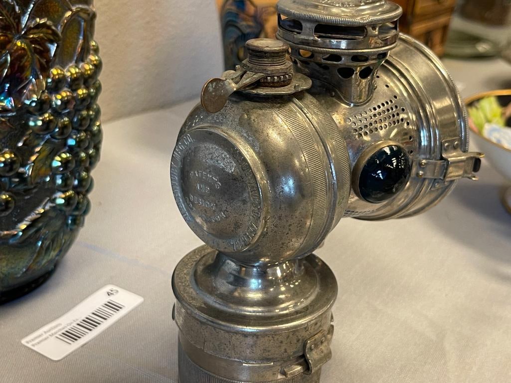 CIRCA 1900'S 20TH CENTURY MANUFACTURING CO. CARBIDE BICYCLE / MOTORCYCLE LAMP - 3