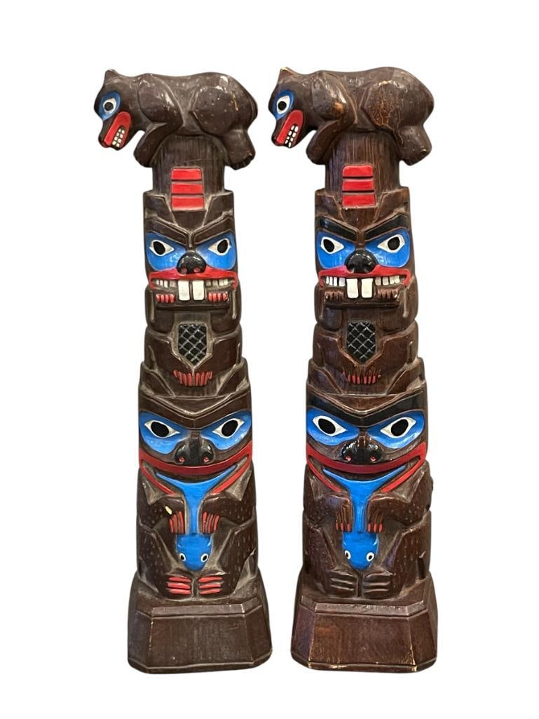 PAIR OF AUTHENTIC ALASKA CRAFT PRESSED WOOD TOTEM POLES FEATURING CLASSIC ALASKAN NATIVE DESIGN (1 of 7)