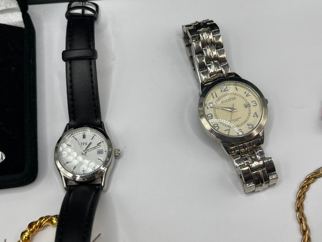 ASSORTED COSTUME JEWELRY INCLUDING RINGS, NECKLACES, WATCHES, AND MORE - 4