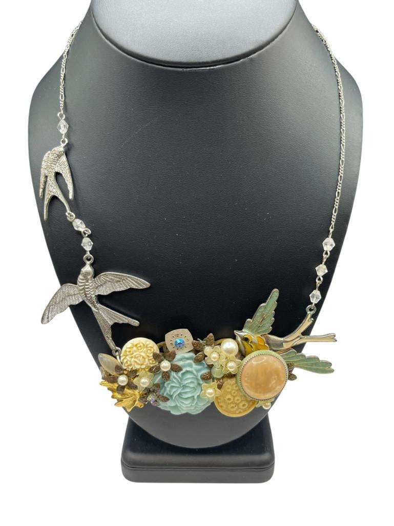 UNIQUE FAIRYTALE BIRD BIB STATEMENT NECKLACE FEATURING NATURE INSPIRED THEME: UNIQUE COMPOSITION OF FIGURAL BIRDS, FLOWERS, AND MORE 18", 4 1/2" CENTER PENDANT 