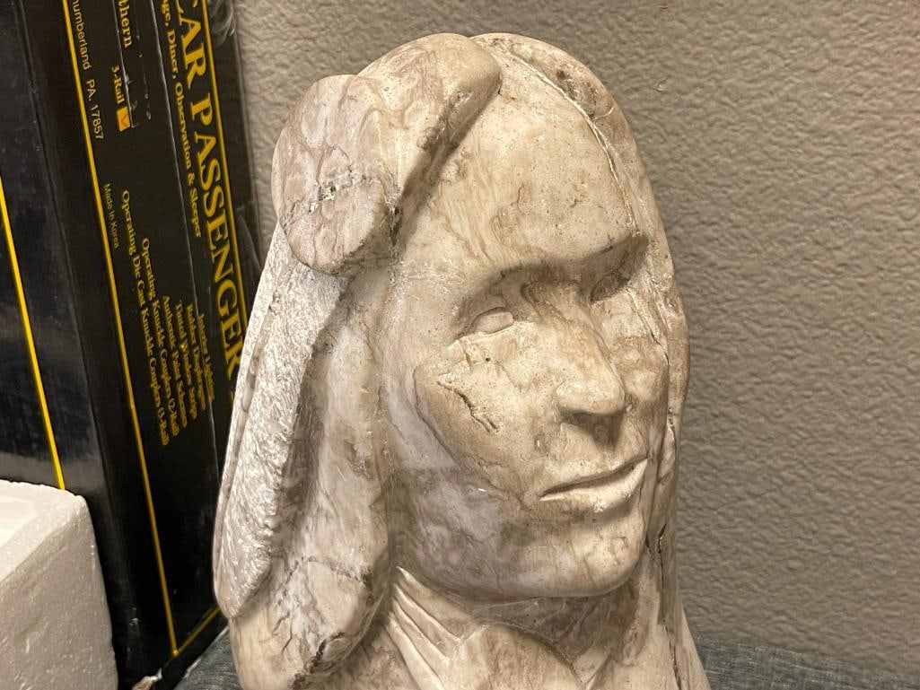 MIKE TOLEDO ARIZONA NAVAJO SCULPTOR LARGE CARVED ALABASTER SCULPTURE BUST - 2