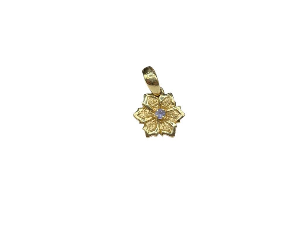 14K YELLOW GOLD DESIGNER HALLMARKED ROUND CUT TANZANITE FLOWER PENDANT: 5/8", 1MM TANZANITE, .97 GRAM 