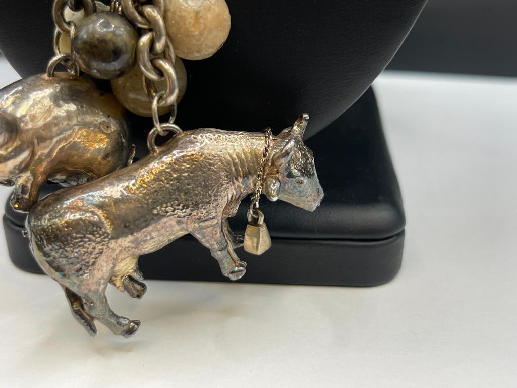 VINTAGE DESIGNER SIGNED STERLING SILVER WESTERN BULL AND PIG DANGLE PENDANT CHAIN LINK NECKLACE - 3