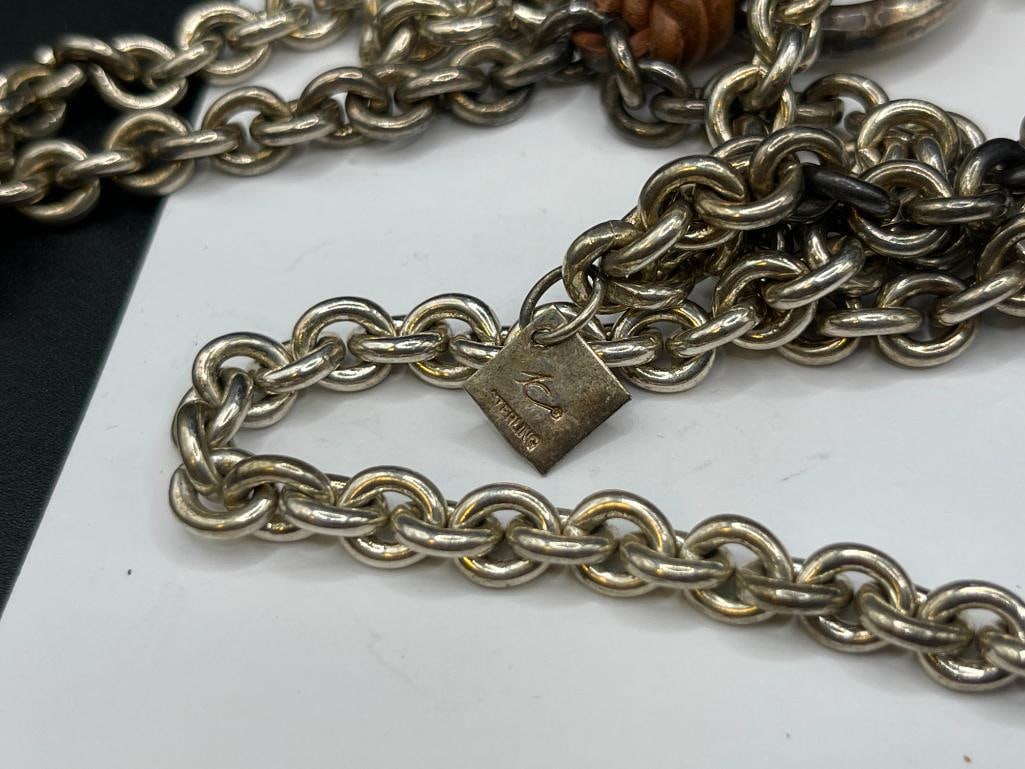 VINTAGE DESIGNER SIGNED STERLING SILVER WESTERN BULL AND PIG DANGLE PENDANT CHAIN LINK NECKLACE - 8