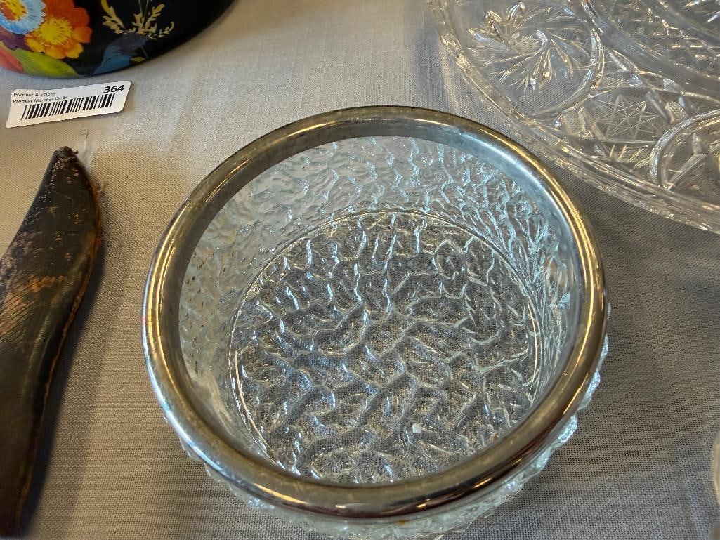 SIX PIECES OF GLASSWARE SERVINGS BOWLS, CENTERPIECE BOWL, WHEEL CUT PLATTER - 6