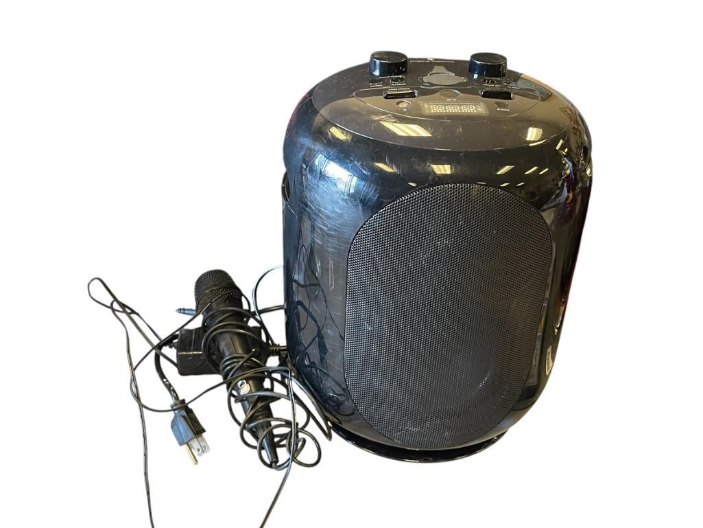 SINGING MACHINE KARAOKE MACHINE MODEL SMC2035: INCLUDES MICROPHONE AND POWER ADAPTER, SHOWS SCUFFS, TESTED + 13" H 