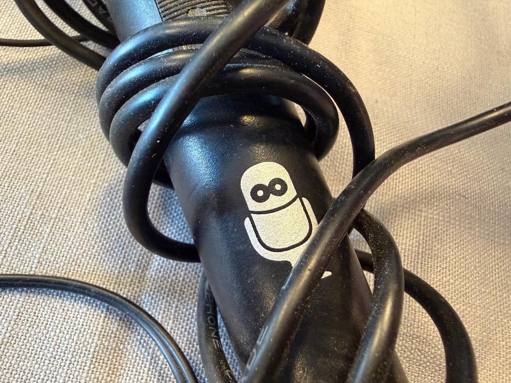 SINGING MACHINE KARAOKE MACHINE MODEL SMC2035 - 4