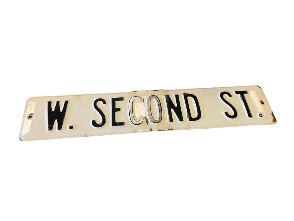20TH CENTURY WHITE AND BLACK PORCELAIN ENAMELED W. SECOND ST. STREET SIGN: SINGLE SIDED, DOES SHOW SOME WEAR 30" X 6" 