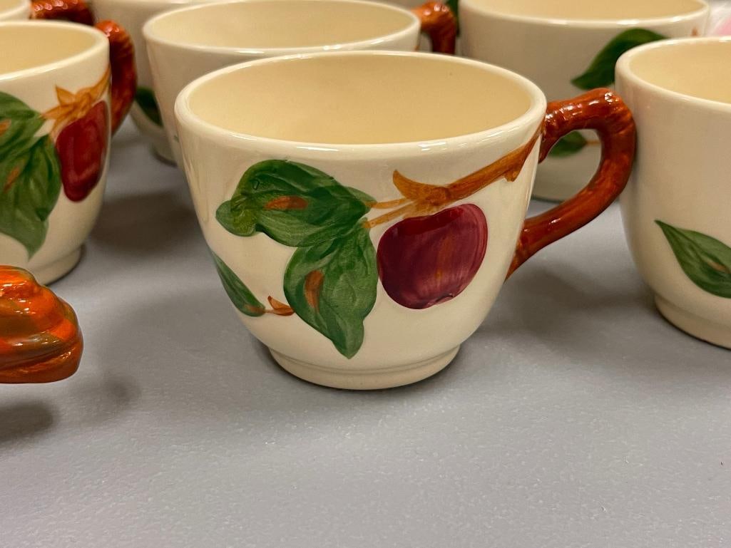 VINTAGE FRANCISCAN WARE APPLE BLOSSOM DINNERWARE - 4