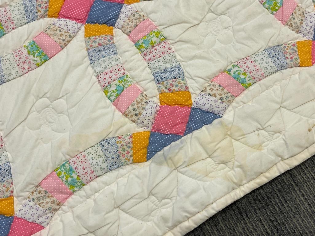 HAND CRAFTED DOUBLE WEDDING RING PATCHWORK QUILT - 6