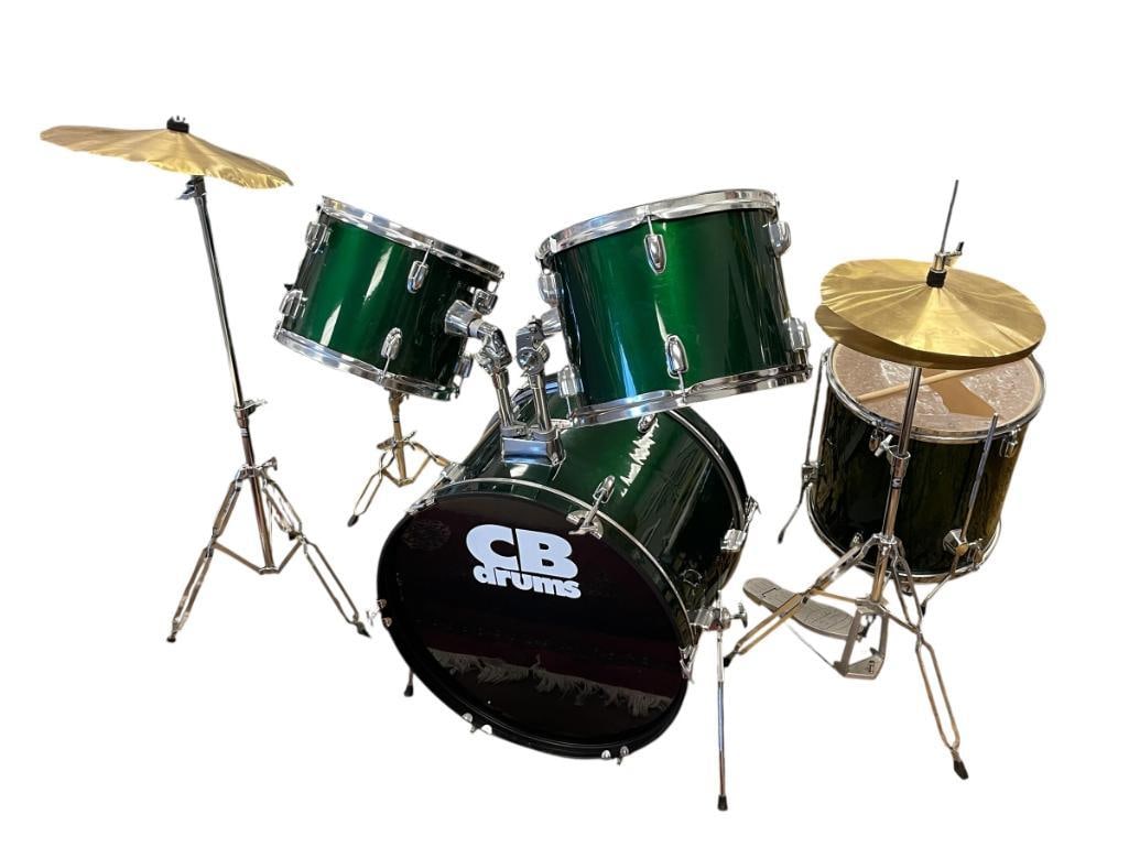 CB DRUMS GREAT BEGINNER DRUM SET IN METALLIC GREEN WITH CHROME HARDWARE SEVEN-PIECE SET (1 of 15)