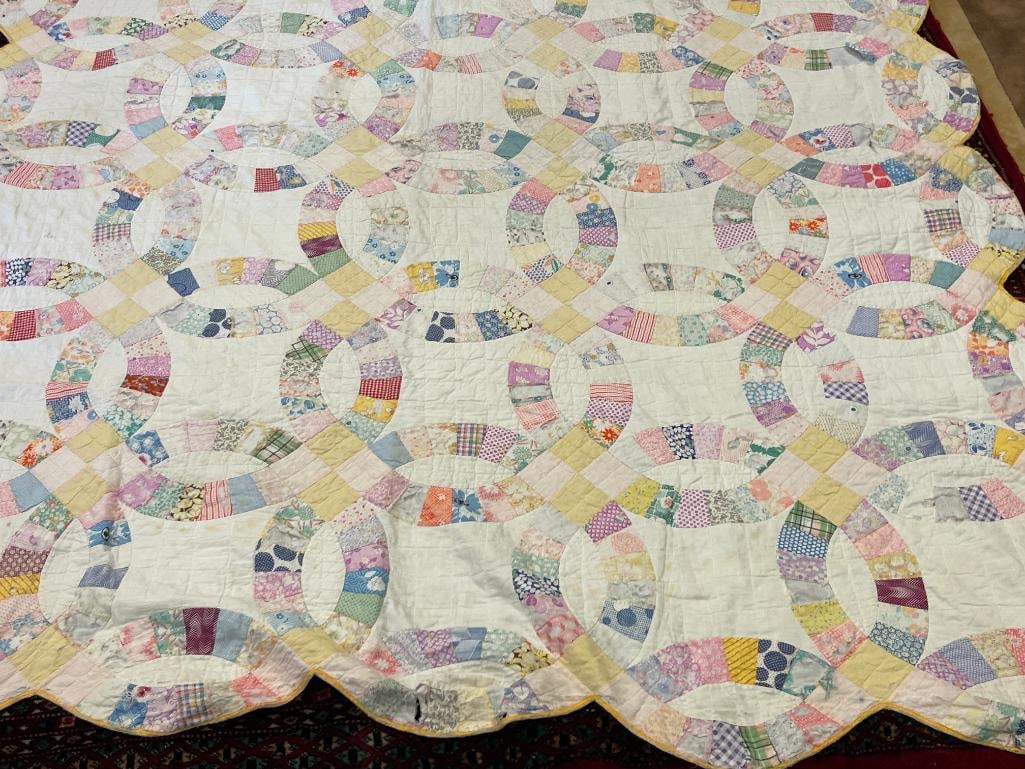 DOUBLE WEDDING RING VINTAGE PATCHWORK STYLED QUILT - 2