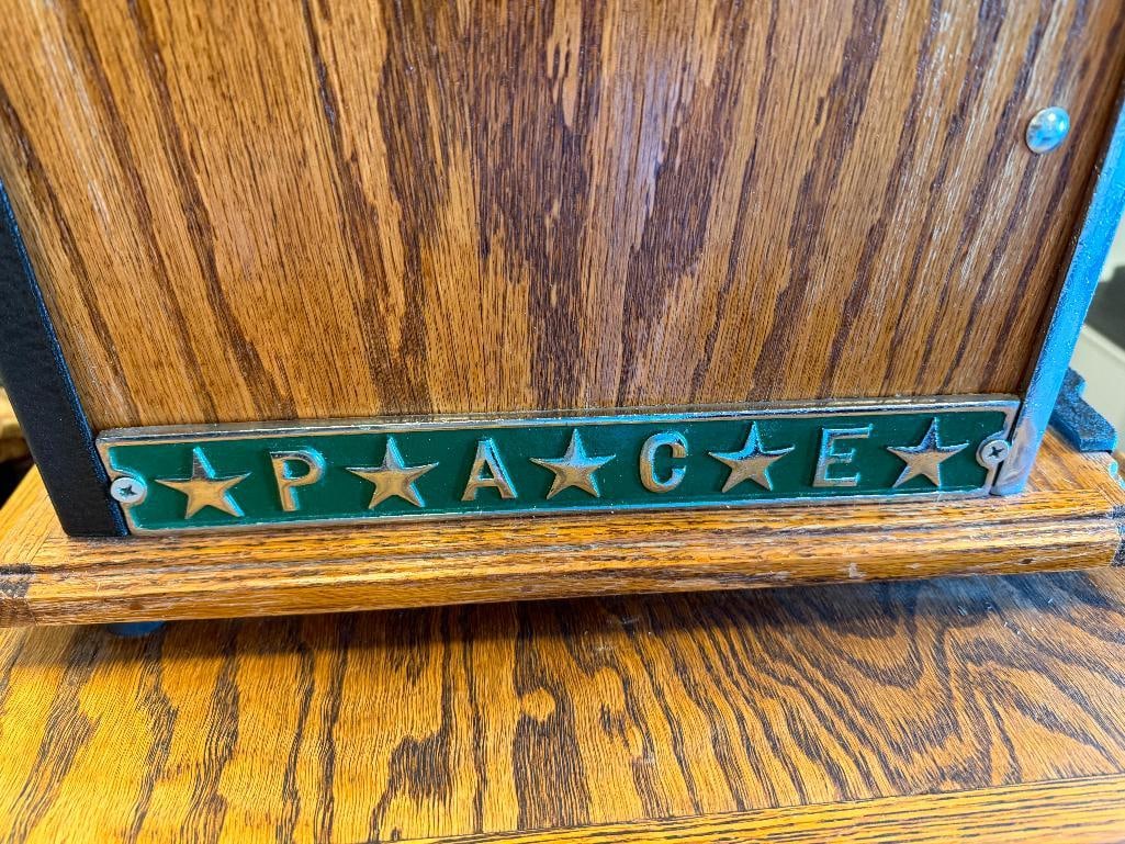 VINTAGE CIRCA 1980'S PACE ROLL-A-TOP ALUMINUM 10 CENT / DIME SLOT MACHINE FROM HARRAH'S CASINO - 11