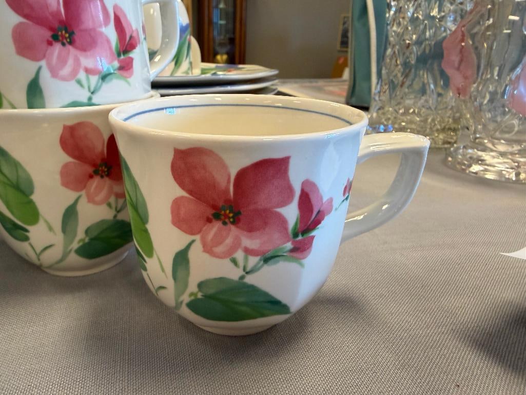 25 PIECES OF MIKASA GALLERY DV007 FRENCH SILK PATTERN PORCELAIN TABLEWARE - 3