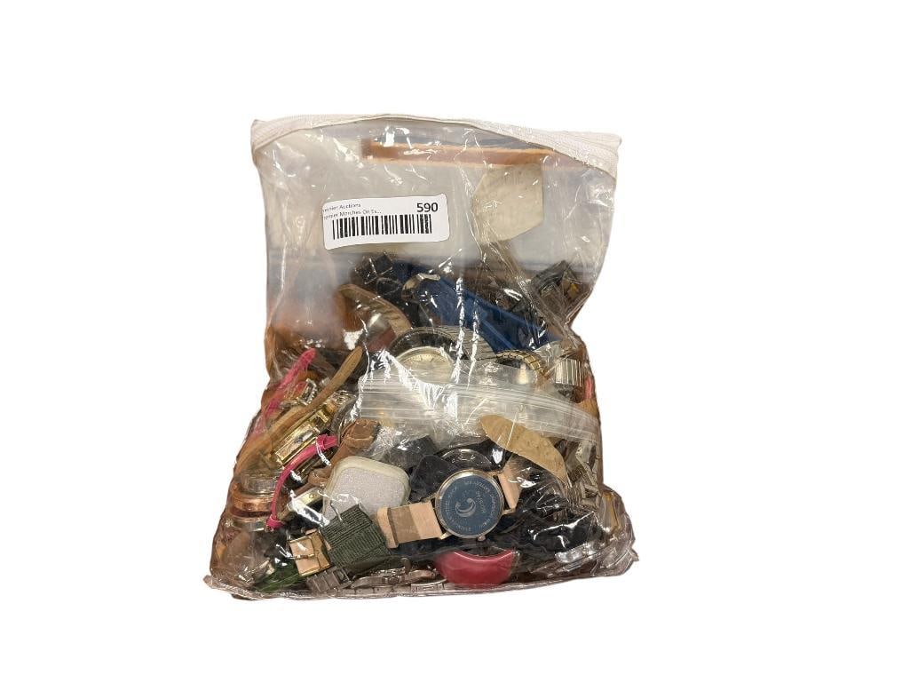 BAG OF ASSORTED MEN'S AND WOMEN'S WRISTWATCHES, PARTS, AND PIECES: UNKNOWN RUNNING CONDITIONS 