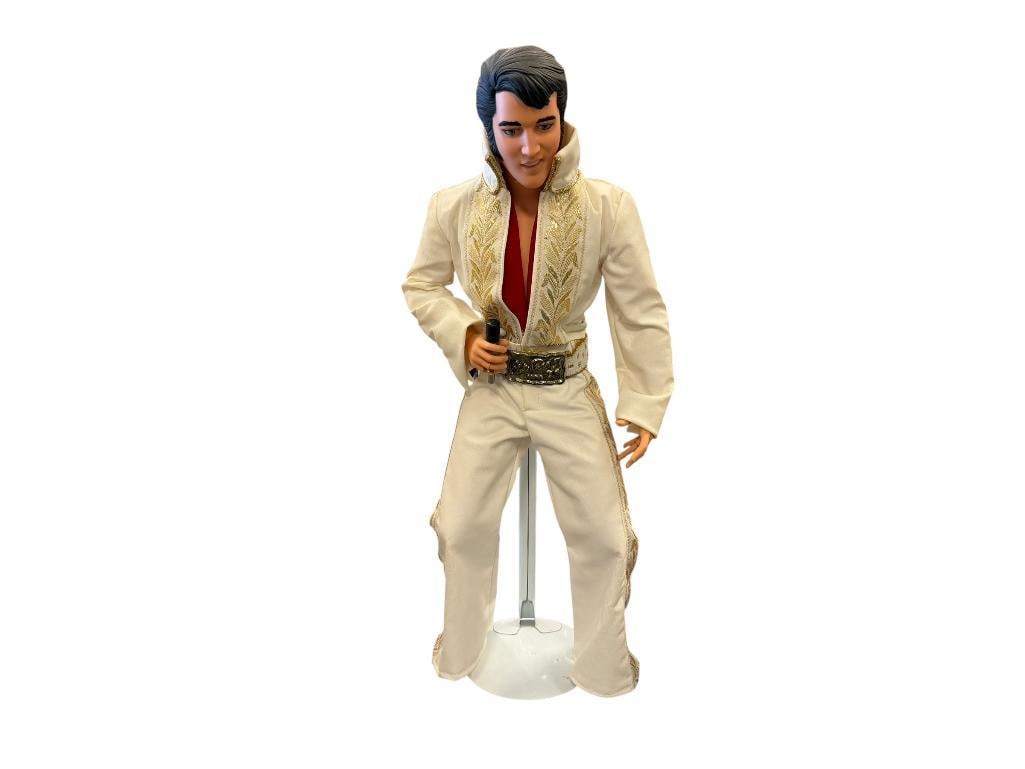 1984 WORLD DOLL LIMITED EDITION ELVIS PRESLEY POSEBALE VINYL DOLL (1 of 10)