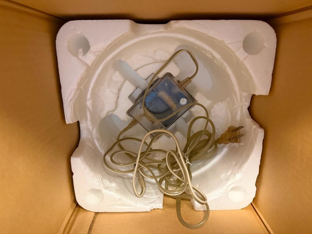 HARMON / KARDON iSUB POWERED SUBWOOFER FOR iMAC CIRCA 1999 - 8