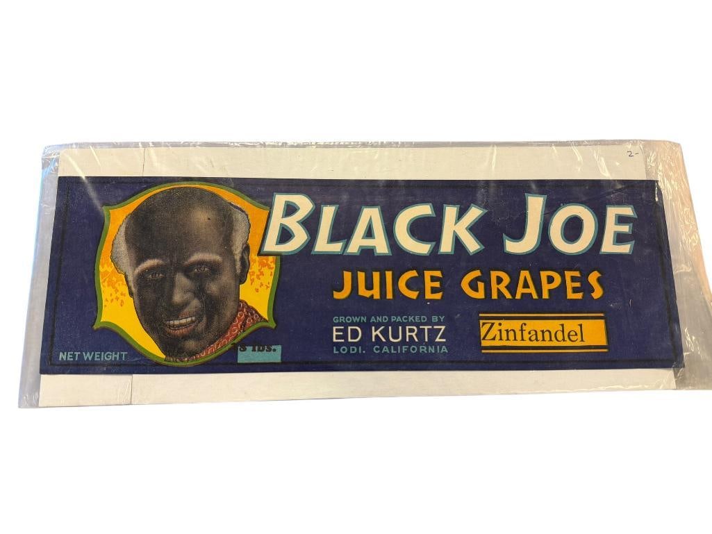 BLACK AMERICANA AGRICULTURE / FRUIT CRATE LABEL BLACK JOE JUICE GRAPES LODI, CA.: IN PROTECTIVE SLEEVE 13" X 4" 