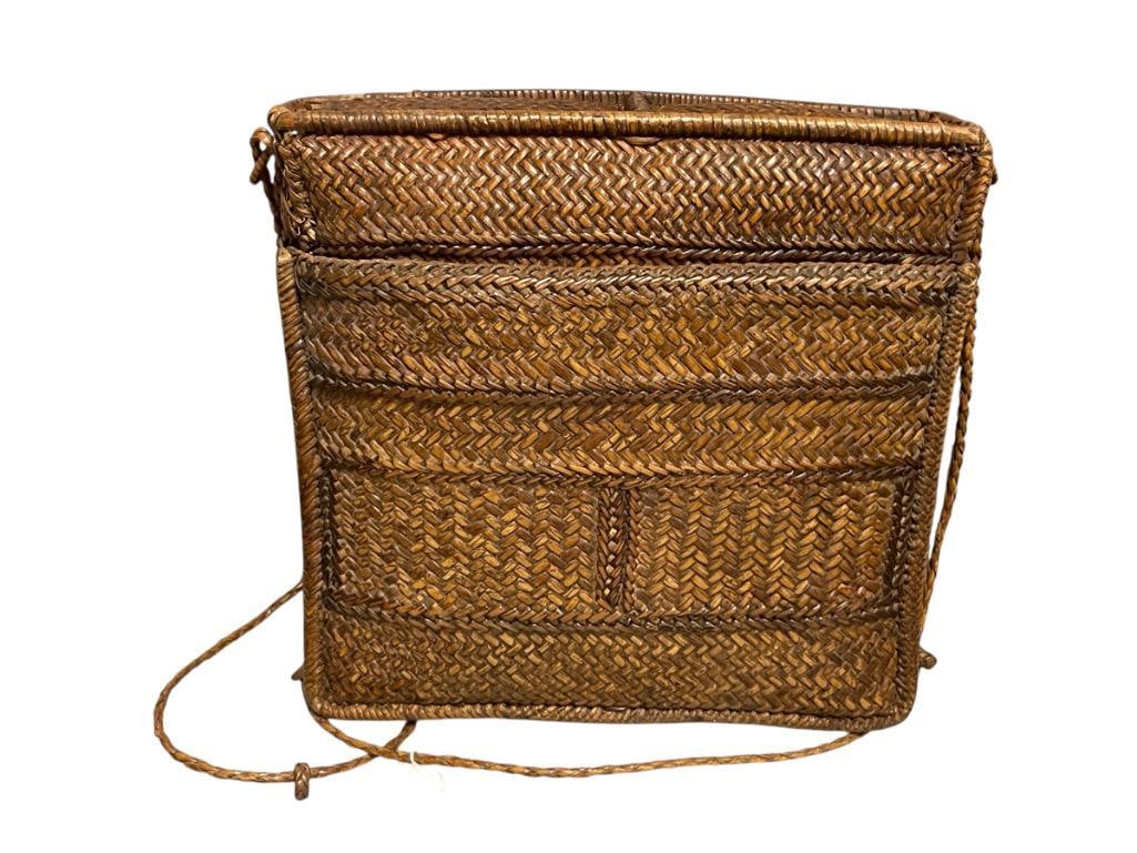 20TH CENTURY PHILIPPINES PASIKING INDIGENOUS LUZON WOVEN BASKET MADE FROM RATTAN (1 of 9)