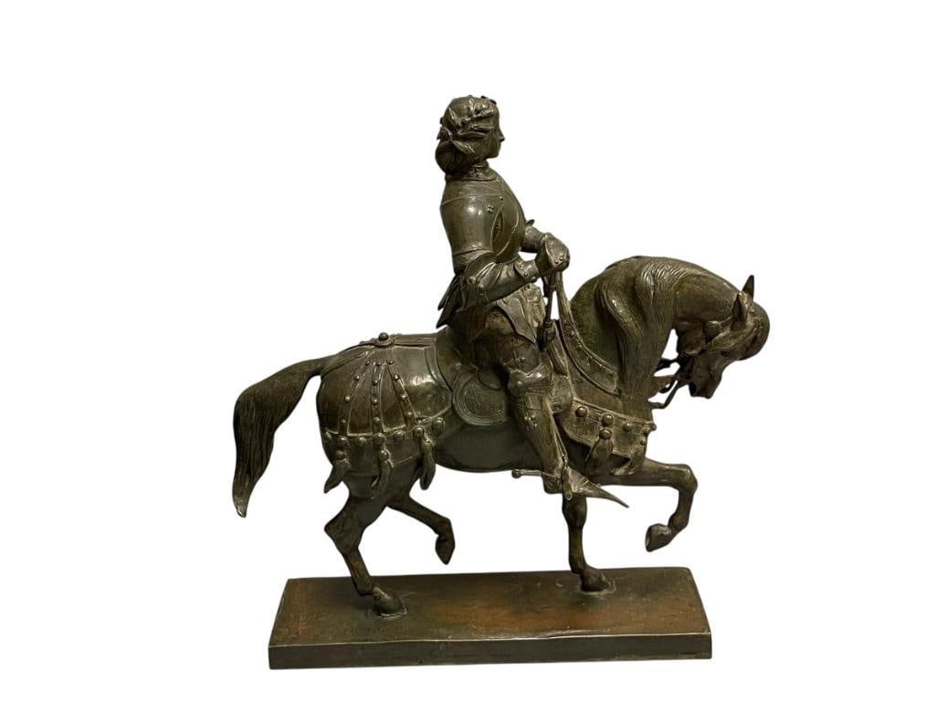 ANTOINE - LOUIS BARYE FRENCH ARTIST BRONZE SCULPTURE CHARLES VII THE VICTORIOUS EQUESTRIAN SCULPT...: ANTOINE - LOUIS BARYE (1795-1875) WAS A ROMANTIC FRENCH ARTIST WITH MOST FAMOUS FOR HIS WORK AS AN ANIMALIER, SCULPTURE DEPICTS CHARLES VII (1403-1461) KNOWN AS THE VICTORIOUS ON HORSEBACK IN METAL