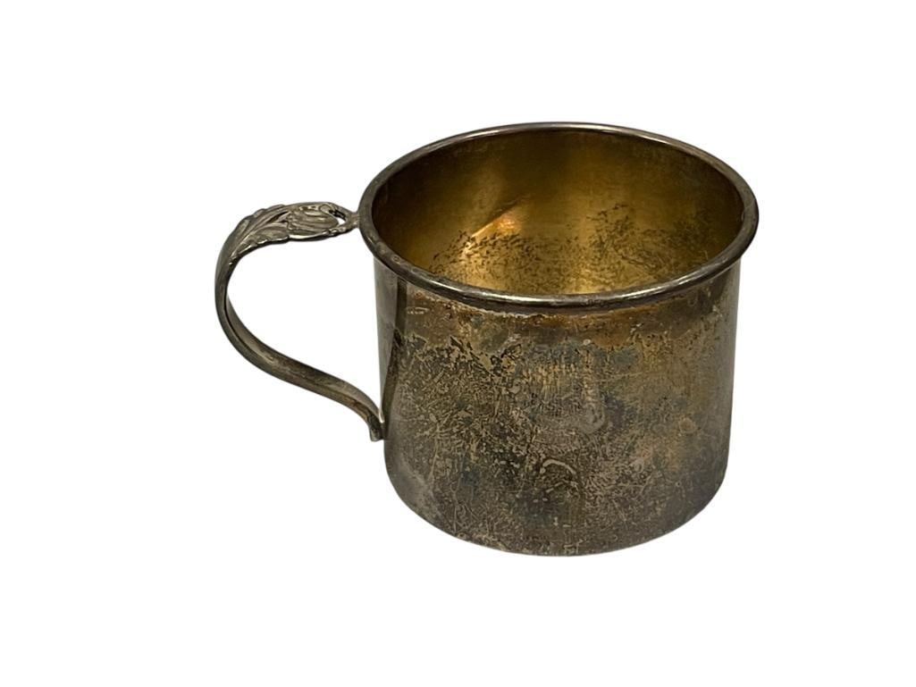 VINTAGE INTERNATIONAL STERLING SILVER SPRING GLORY PATTERN BABY CUP WEIGHT 55 GRAMS: ENGRAVED JESSICA ON THE SIDE, FEW SMALL DENTS ALONG THE BOTTOM EDGE, 55 GRAMS 2" H 