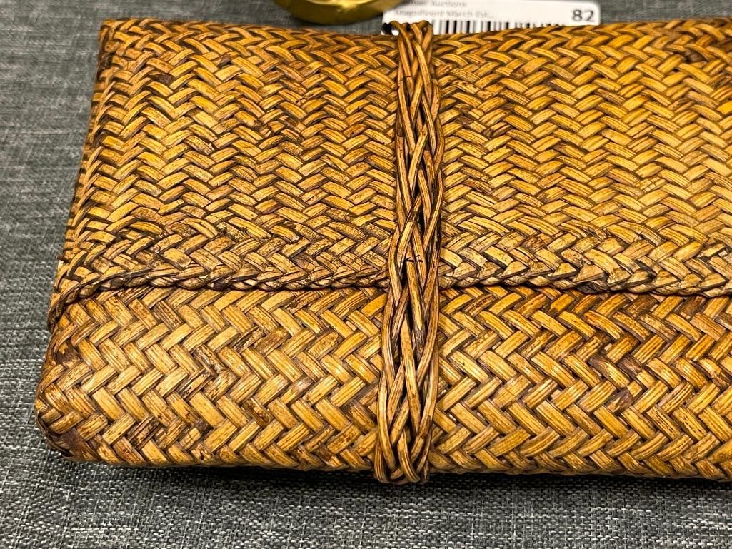 20TH CENTURY PHILIPPINES PASIKING INDIGENOUS LUZON WOVEN SATCHEL MADE FROM RATTAN - 2