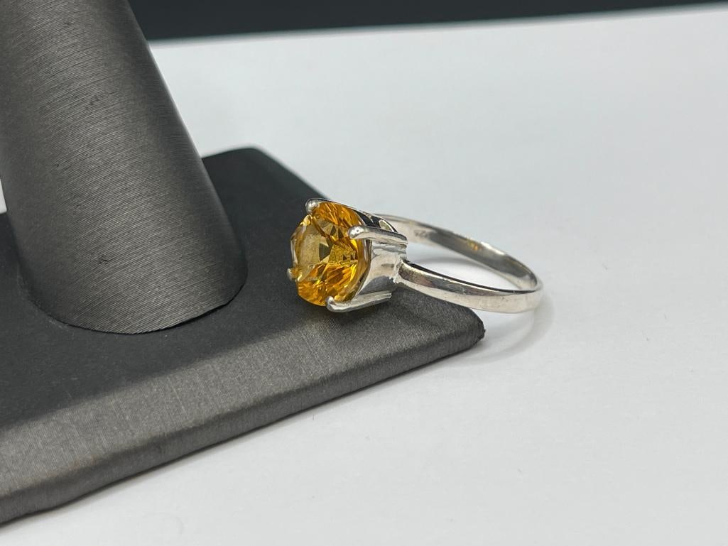 STEERLING SILVER ROUND CUT CITRINE RING - 3