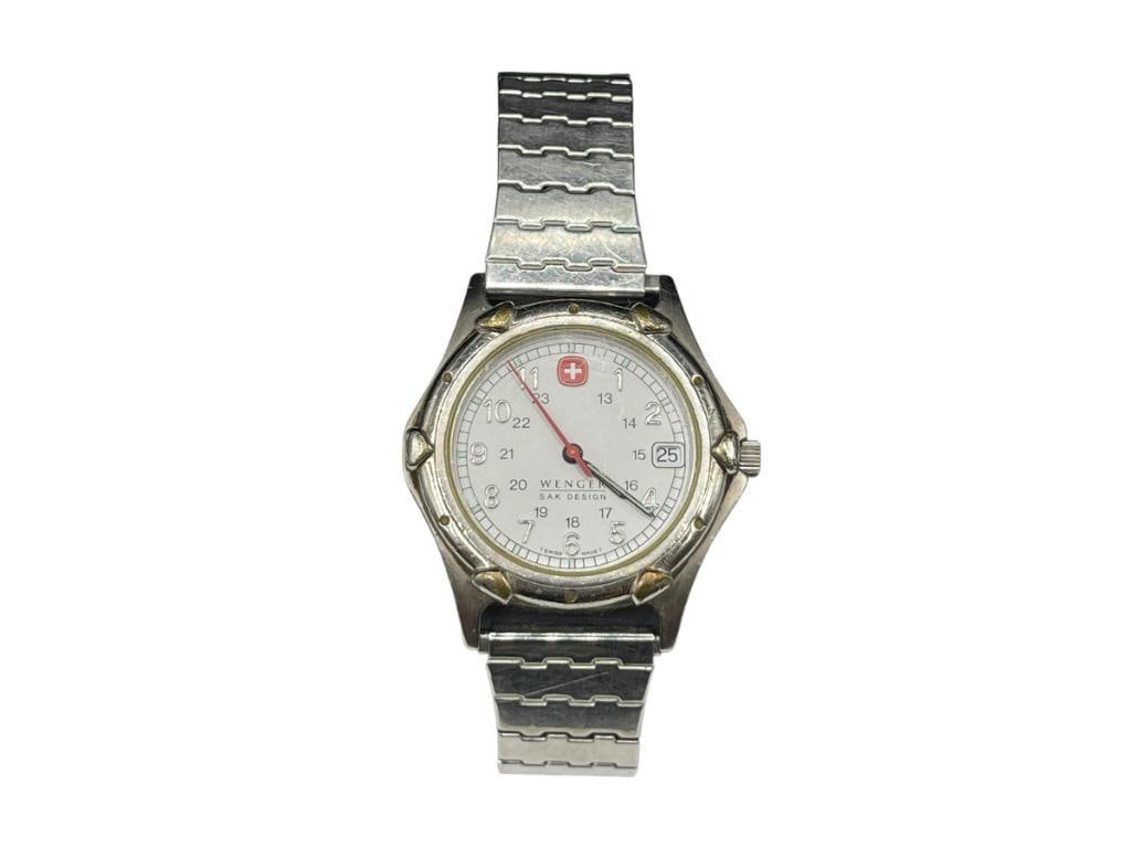 WENGER SAK DESIGN SWISS MADE WRISTWATCH: FEATURING STAINLESS STEEL BAND AND CASE, 100M WATER RESISTANT, NOT CURRENTLY RUNNING, PROBABLY JUST NEEDS BATTERY 33MM CASE 