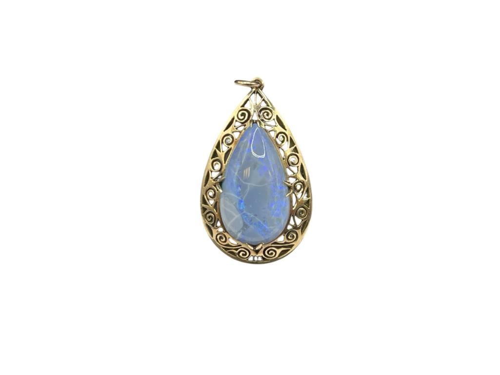 10K YELLOW GOLD OPAL PENDANT FEATURING FILIGREE BORDER: STUNNING TEAR DROP SHAPED OPAL 1 3/8", 21MM X 12MM OPAL, 3.89 GRAMS 