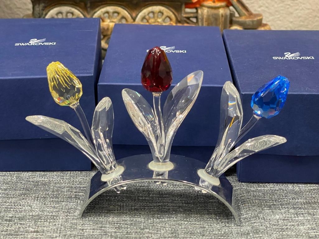 SWAROVSKI CRYSTAL SOCIETY MEMBERS RENEWAL CRYSTAL TULIPS, RED, YELLOW, AND GREEN - 2