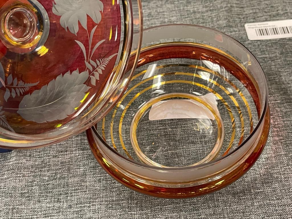 CRYSTAL AND GLASSWARE TABLEWARE - 8