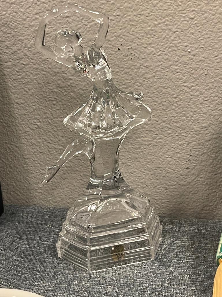 CRYSTAL BALLERINA ON HEXAGONAL STEPPED BASE - 5