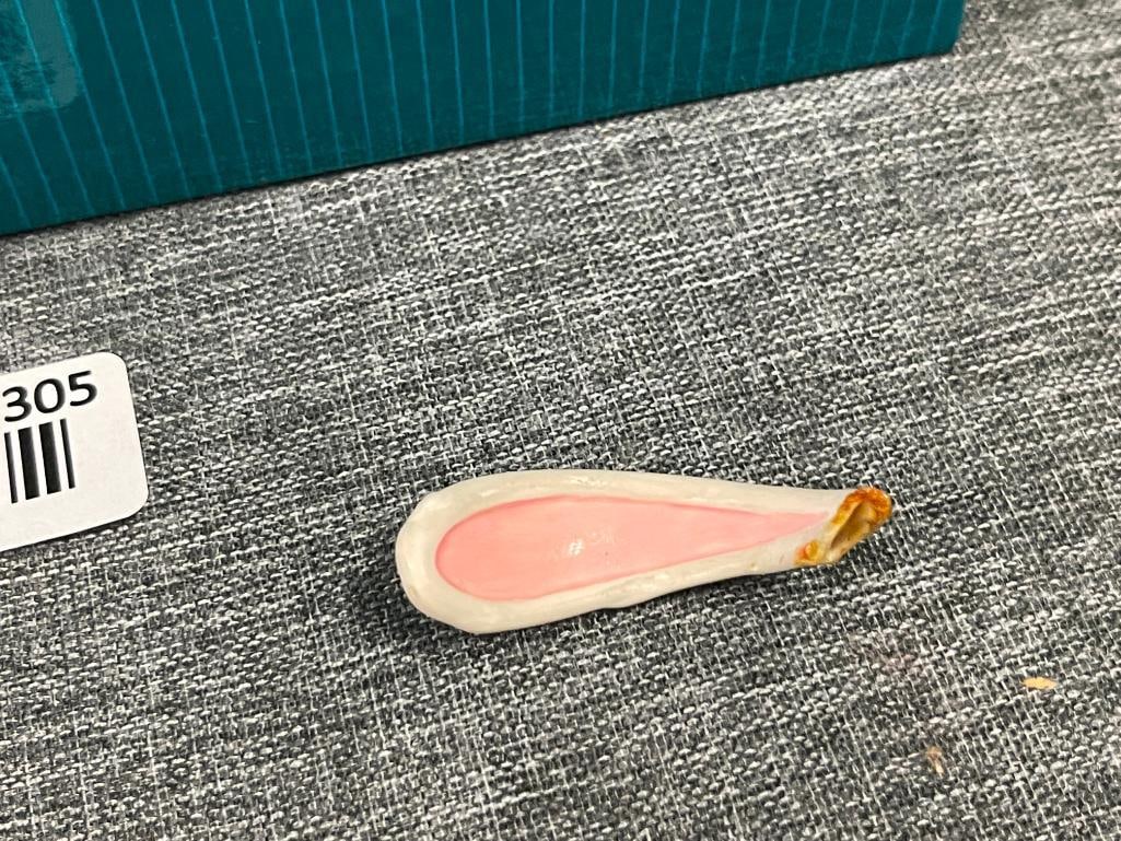 WALT DISNEY CLASSICS COLLECTION WHO FRAMED ROGER RABBIT LIMITED EDITION PORCELAIN FIGURINE - 10