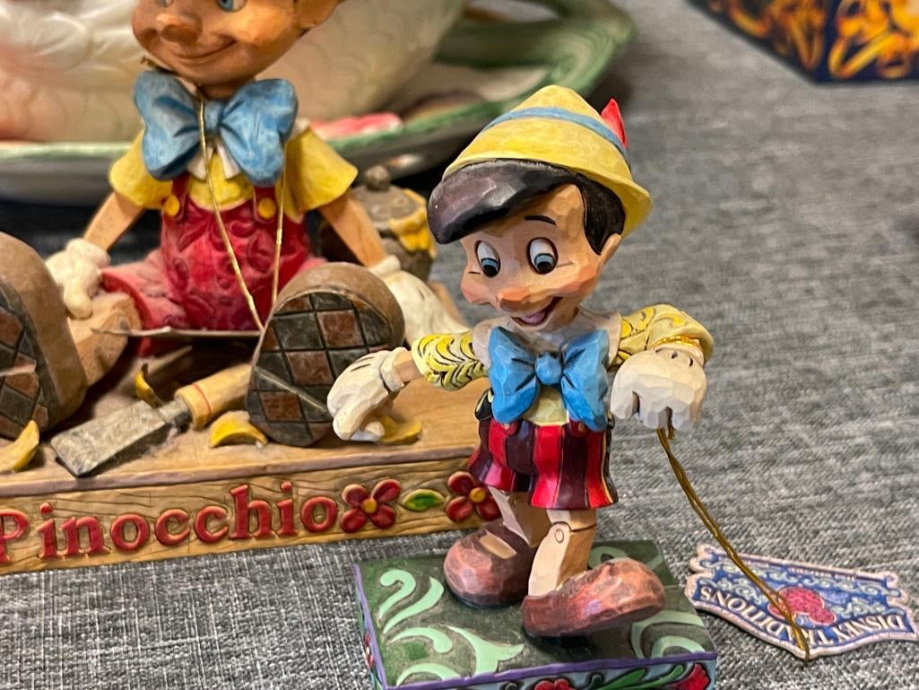 WALT DISNEY CLASSICS COLLECTION PINOCCHIO FIGURES BY ENESCO - 3