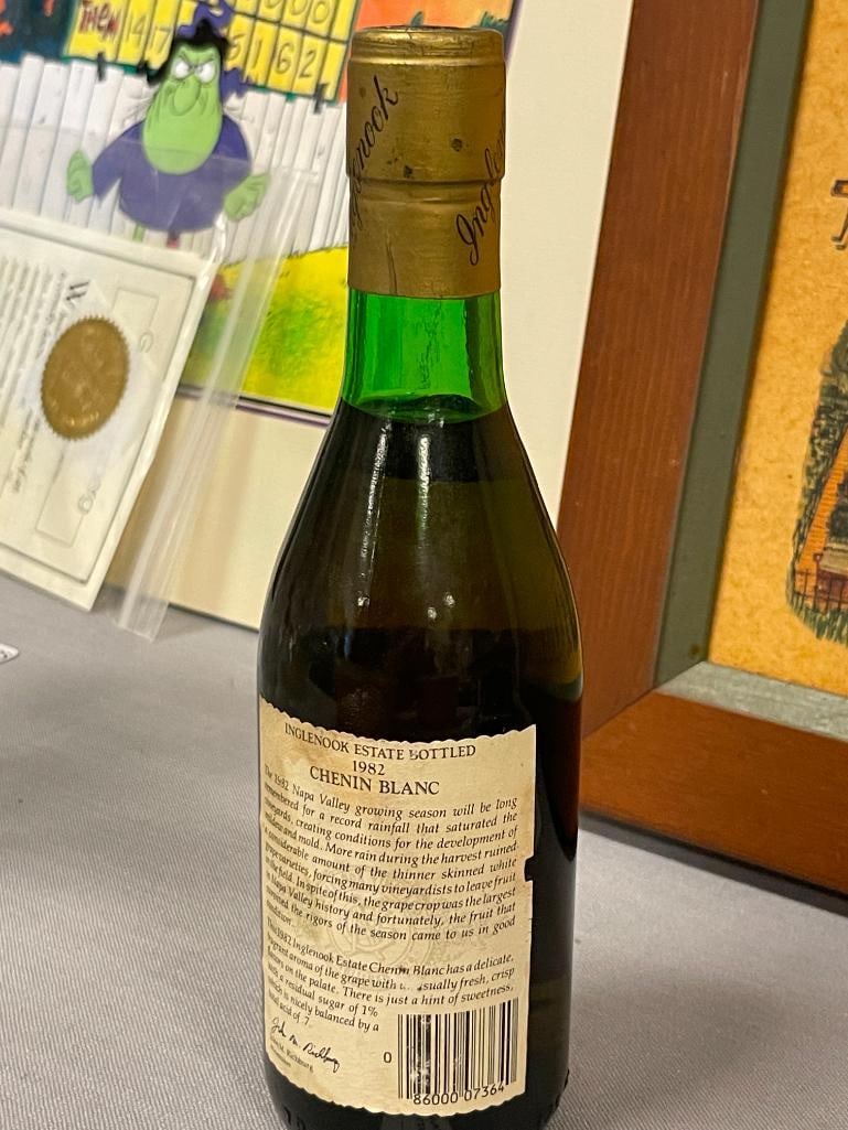 VINTAGE SEALED 1982 INGLENOOK NAPA VALLEY CHENIN BLANC 375ML BOTTLE - 4