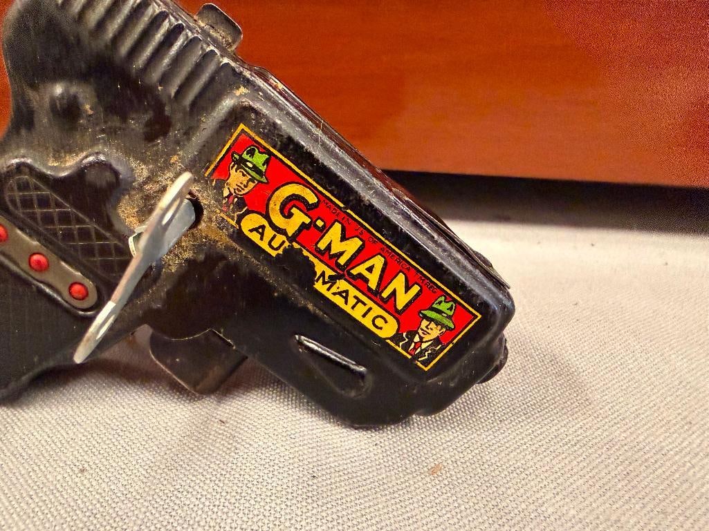 1930'S - 1940'S MARX G-MAN AUTOMATIC PISTOL WIND-UP MECHANICAL TOY - 6