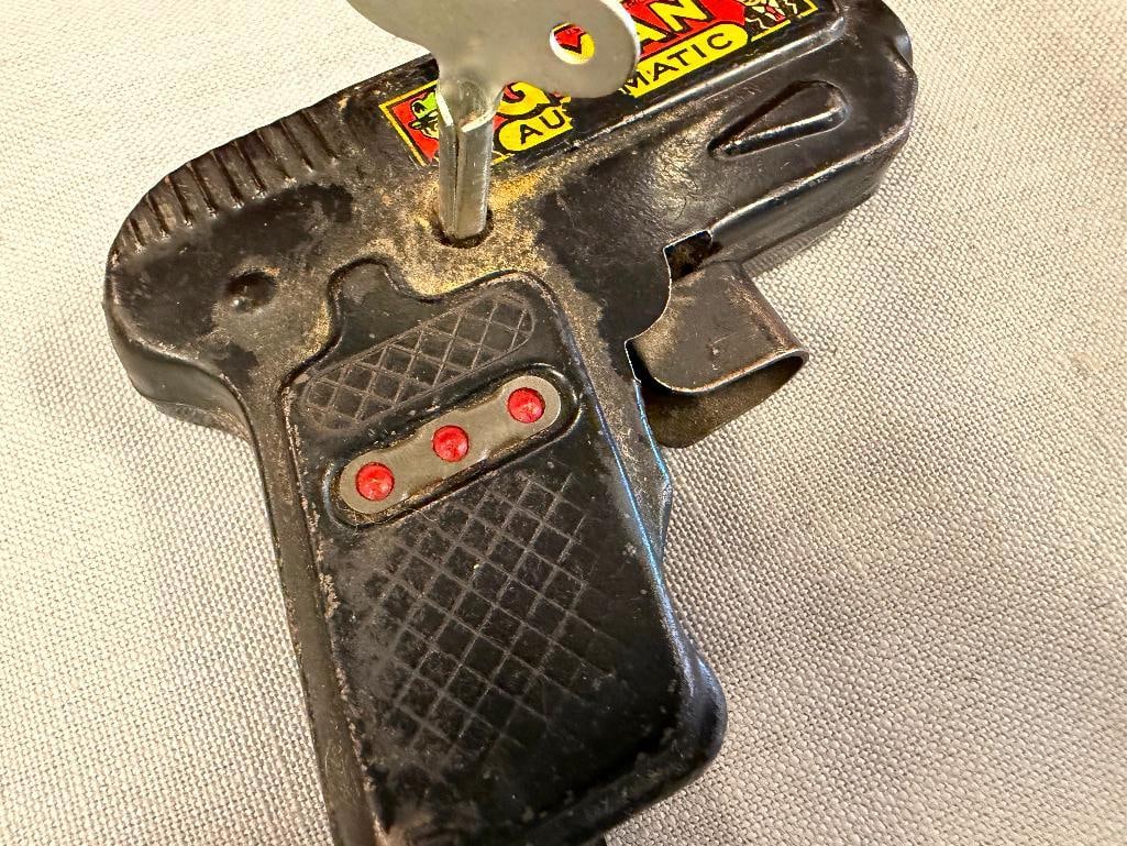 1930'S - 1940'S MARX G-MAN AUTOMATIC PISTOL WIND-UP MECHANICAL TOY - 9
